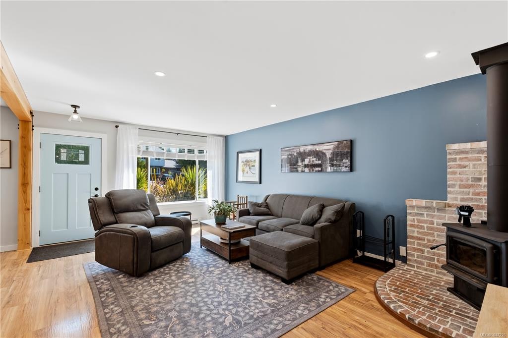 1704 Holly Crescent, Ucluelet, BC, V0R 3A0 - 19