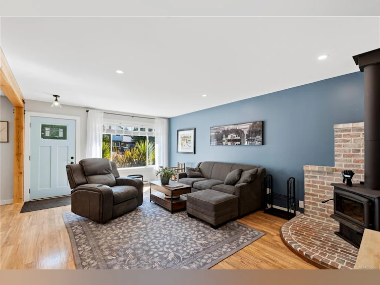 1704 Holly Crescent, Ucluelet, BC, V0R 3A0 - 19