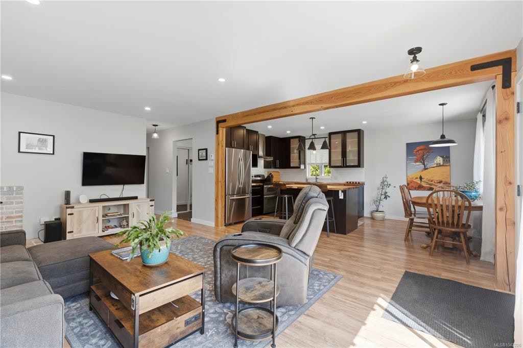 1704 Holly Crescent, Ucluelet, BC, V0R 3A0 - 21