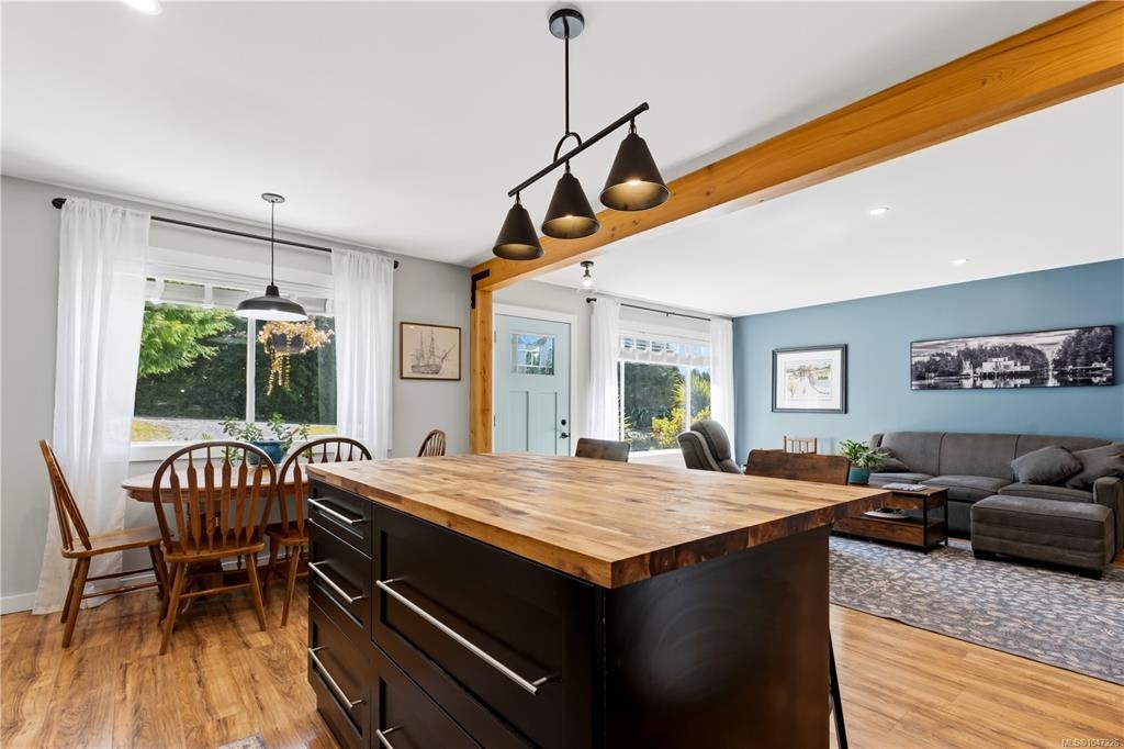 1704 Holly Crescent, Ucluelet, BC, V0R 3A0 - 17