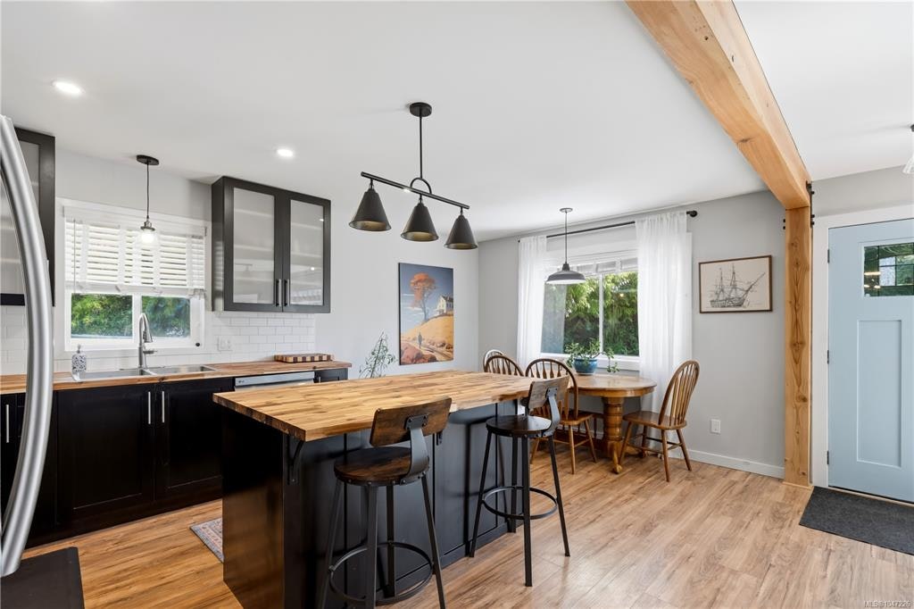 1704 Holly Crescent, Ucluelet, BC, V0R 3A0 - 16