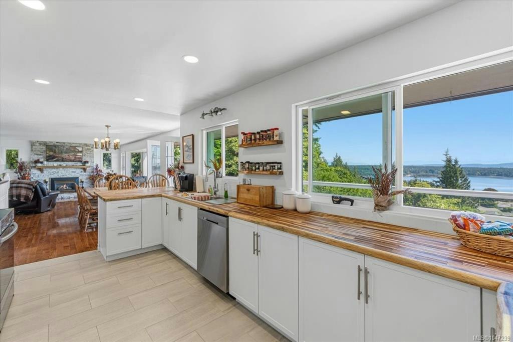 422 Battie Drive, Ladysmith, BC, V9G 1V4 - 6