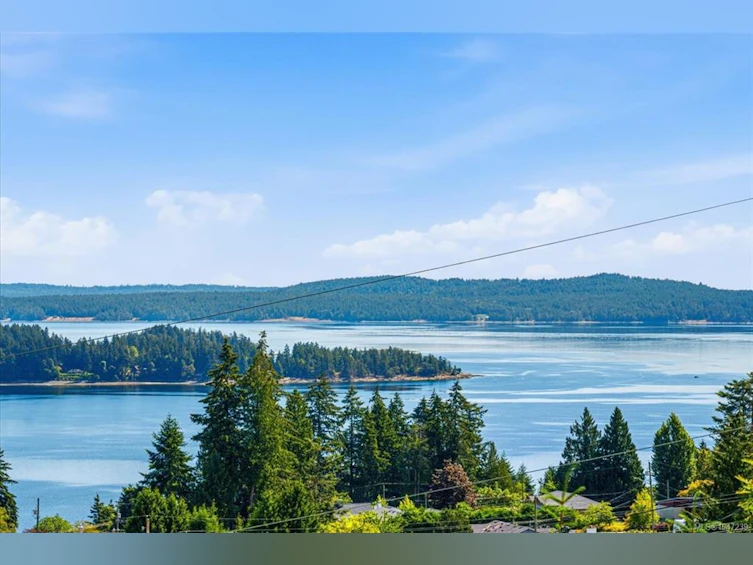 422 Battie Drive, Ladysmith, BC, V9G 1V4