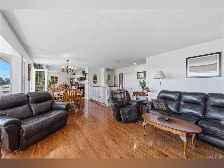 422 Battie Drive, Ladysmith, BC, V9G 1V4 - 22