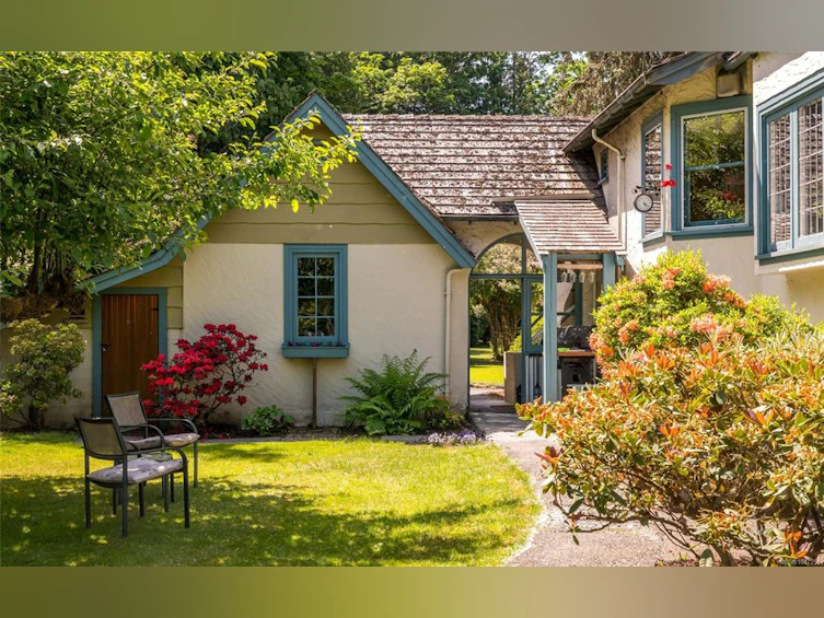 2889 Philip Street, Duncan, BC, V9L 2A6 - 2