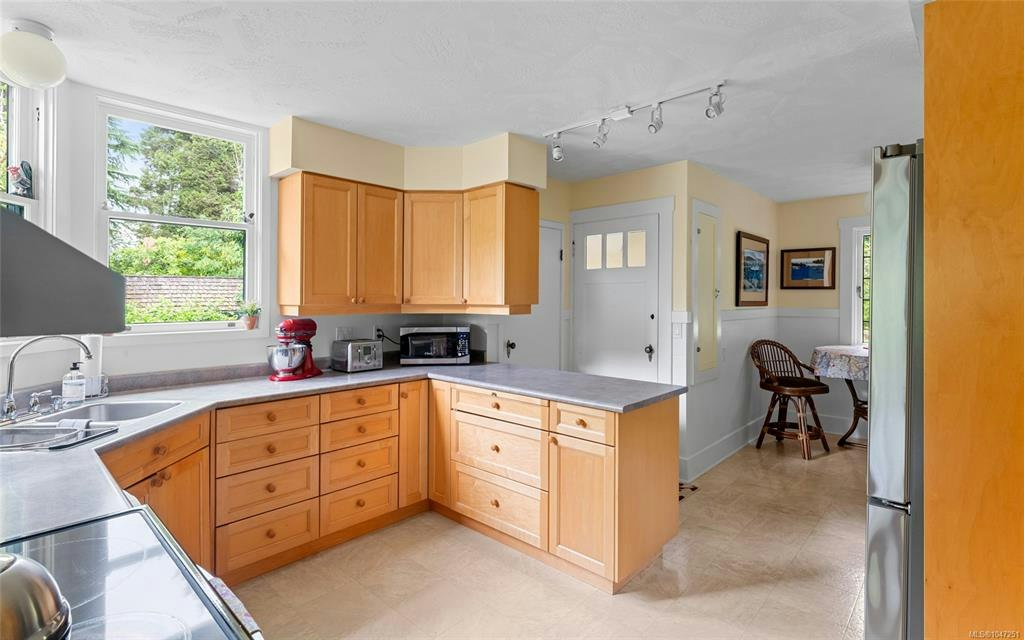 2889 Philip Street, Duncan, BC, V9L 2A6 - 16
