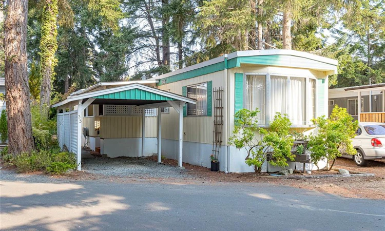 33-1247 Arbutus Road