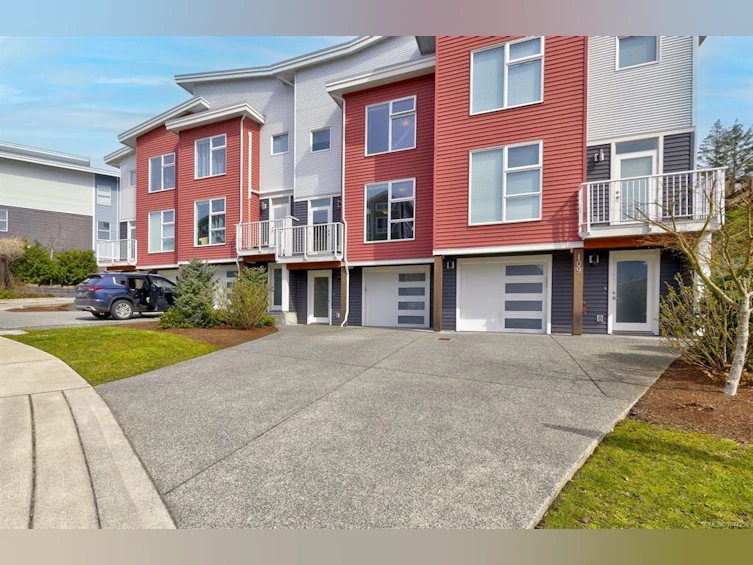 110-1800 Summerhill Place, Nanaimo, BC, V9S 0C7