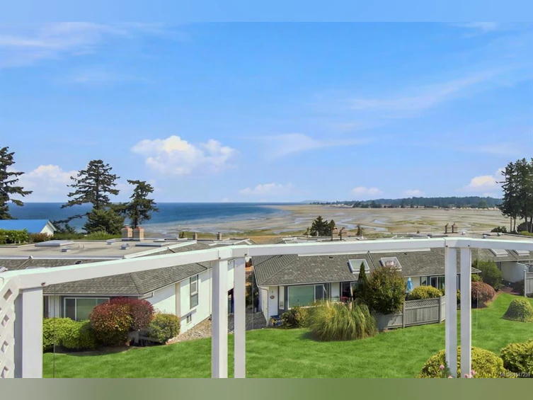 218-330 Dogwood Street, Parksville, BC, V9P 1P7
