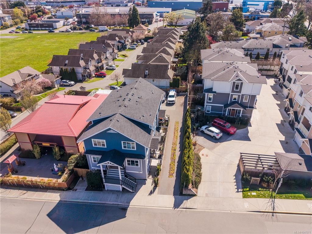 4-937 Colville Road, Esquimalt, BC, V9A 4P4