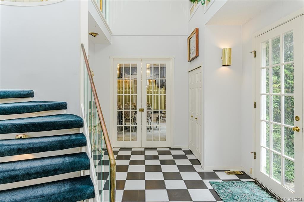 3967 Juan De Fuca Terrace, Saanich, BC, V8N 5W9 - 6