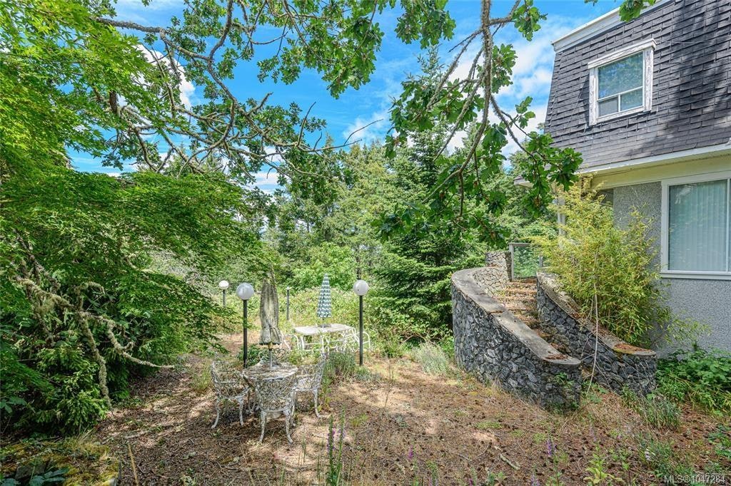 3967 Juan De Fuca Terrace, Saanich, BC, V8N 5W9 - 42
