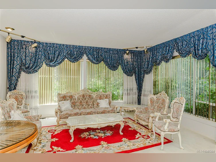3967 Juan De Fuca Terrace, Saanich, BC, V8N 5W9 - 9