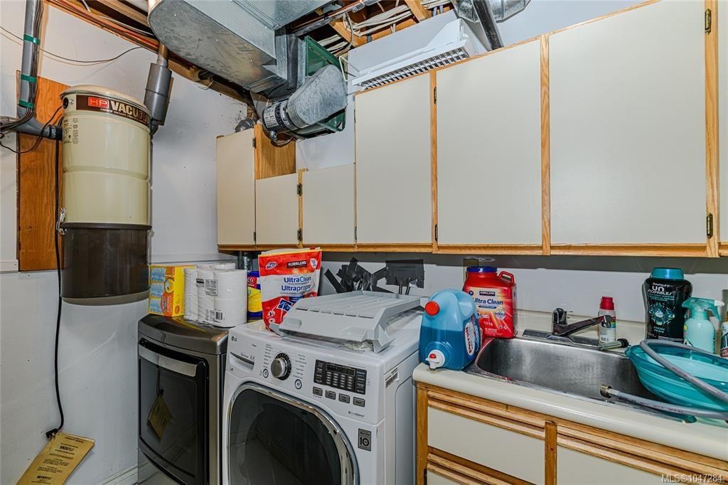 3967 Juan De Fuca Terrace, Saanich, BC, V8N 5W9 - 34