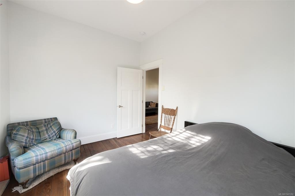 737 Vancouver Street, Victoria, BC, V8V 3V4 - 41