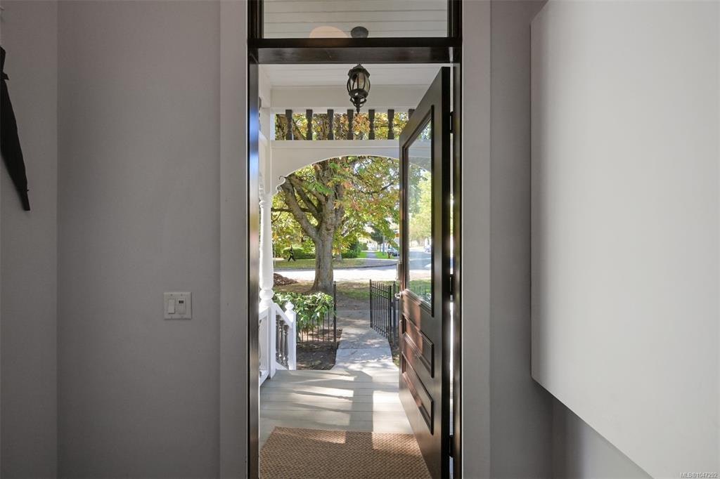 737 Vancouver Street, Victoria, BC, V8V 3V4 - 8