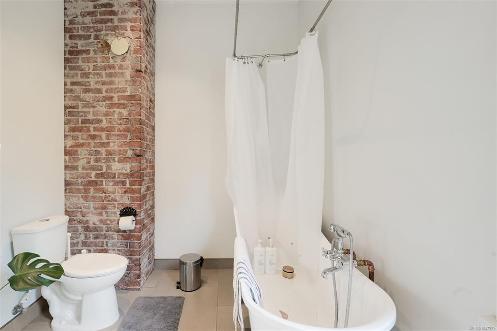 737 Vancouver Street, Victoria, BC, V8V 3V4 - 43