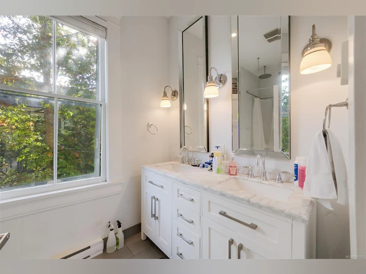 737 Vancouver Street, Victoria, BC, V8V 3V4 - 42