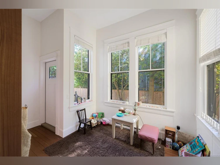 737 Vancouver Street, Victoria, BC, V8V 3V4 - 17