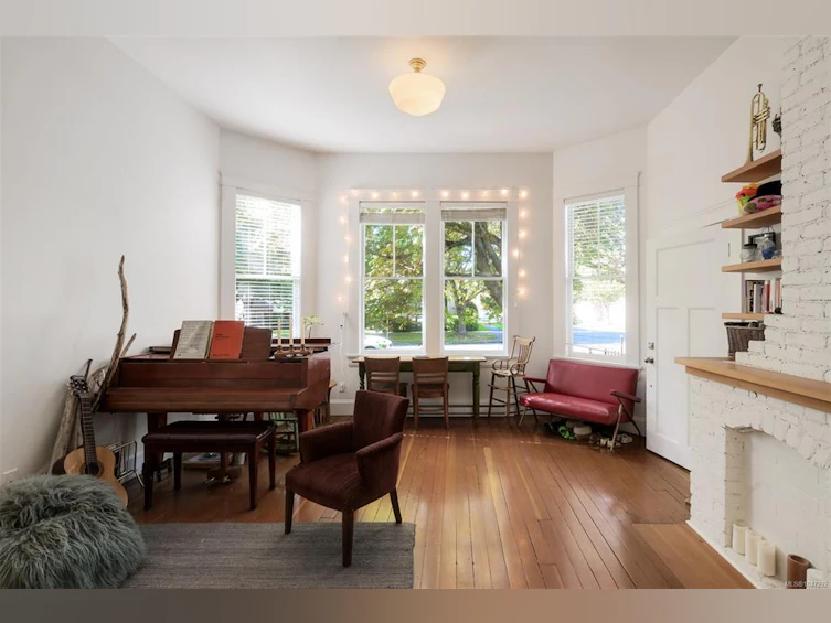 737 Vancouver Street, Victoria, BC, V8V 3V4 - 12