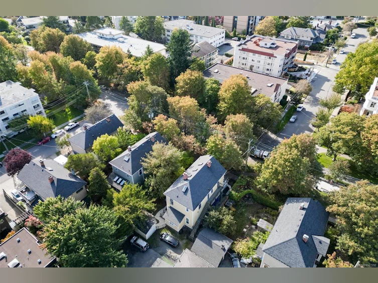 737 Vancouver Street, Victoria, BC, V8V 3V4 - 78