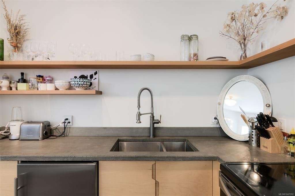 737 Vancouver Street, Victoria, BC, V8V 3V4 - 16