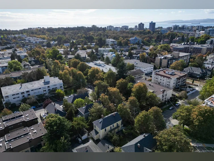 737 Vancouver Street, Victoria, BC, V8V 3V4 - 76