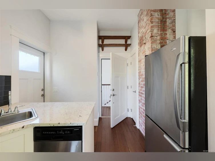 737 Vancouver Street, Victoria, BC, V8V 3V4 - 24