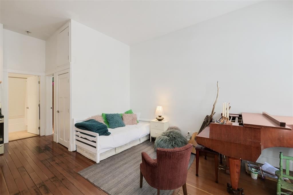 737 Vancouver Street, Victoria, BC, V8V 3V4 - 10