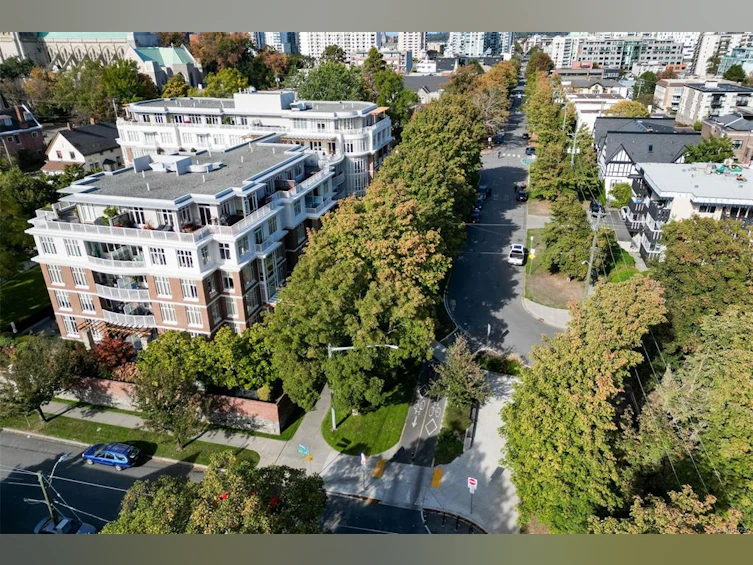 737 Vancouver Street, Victoria, BC, V8V 3V4 - 84