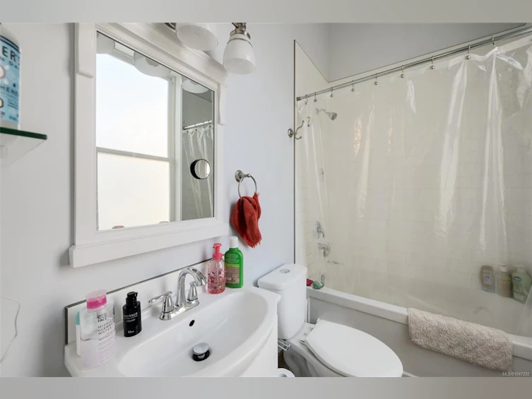 737 Vancouver Street, Victoria, BC, V8V 3V4 - 62