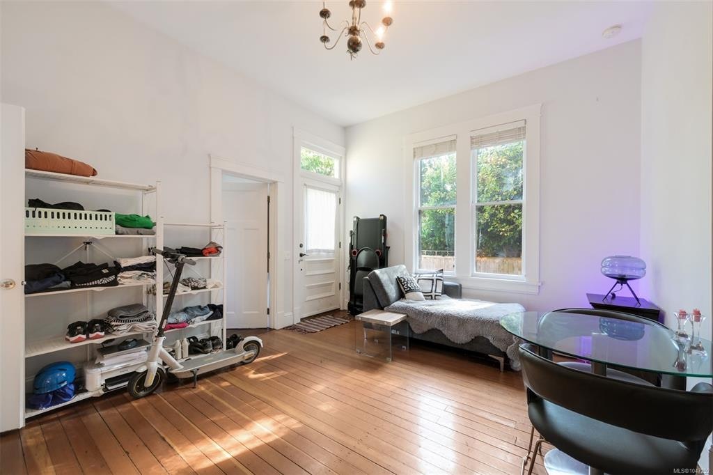 737 Vancouver Street, Victoria, BC, V8V 3V4 - 59