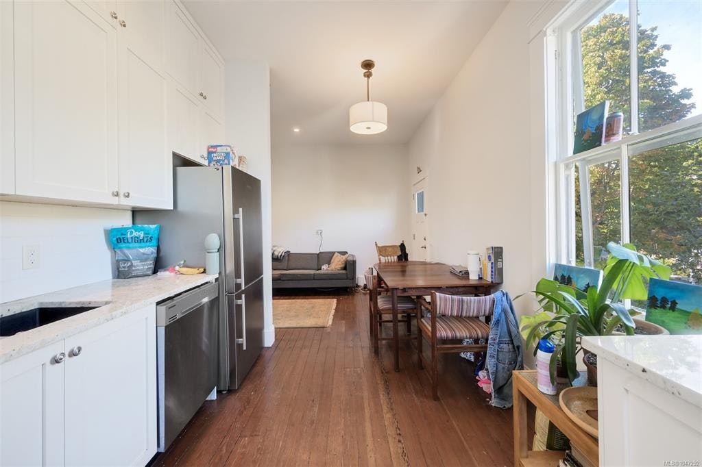 737 Vancouver Street, Victoria, BC, V8V 3V4 - 39
