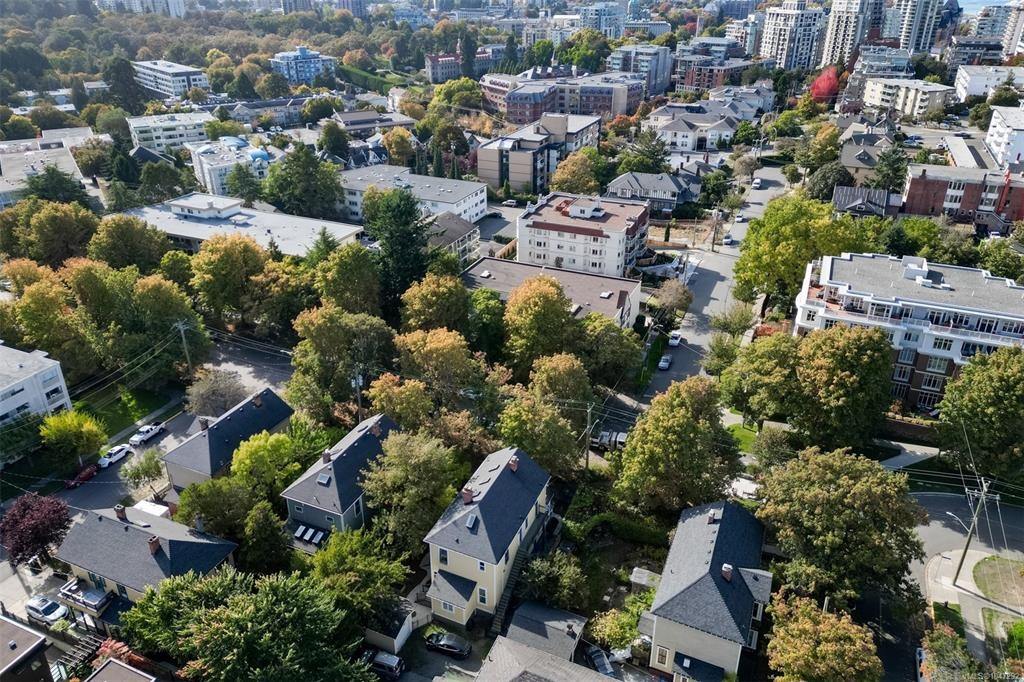 737 Vancouver Street, Victoria, BC, V8V 3V4 - 79