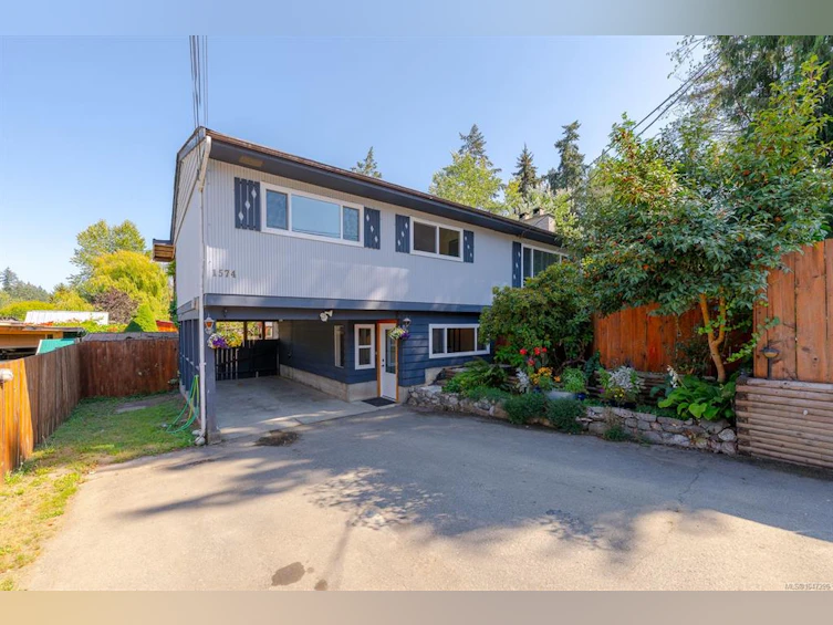 1574 Macmillan Road, Nanaimo, BC, V9X 1L9 - 2