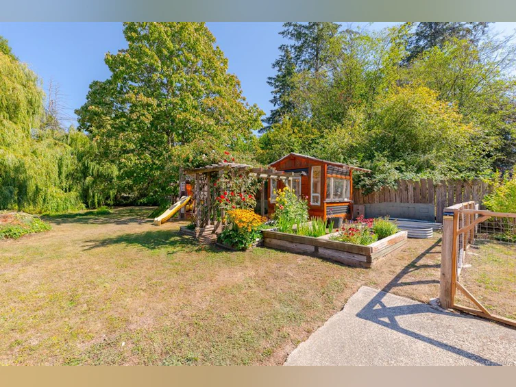 1574 Macmillan Road, Nanaimo, BC, V9X 1L9 - 46