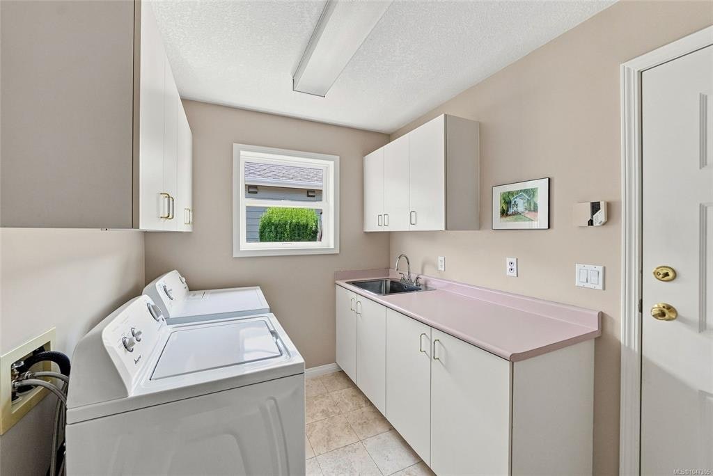 1709 Admiral Tryon Boulevard, French Creek, BC, V9P 1Y1 - 37