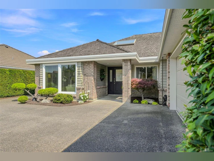 1709 Admiral Tryon Boulevard, French Creek, BC, V9P 1Y1 - 17