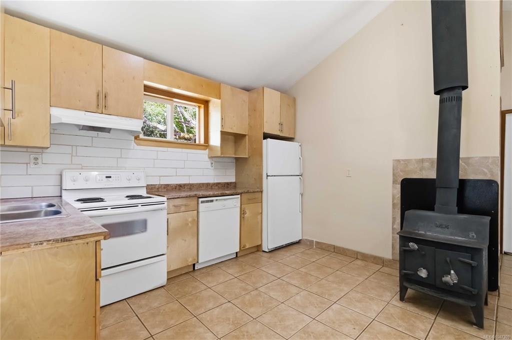 821 Seedtree Road, Sooke, BC, V9Z 1C2 - 8