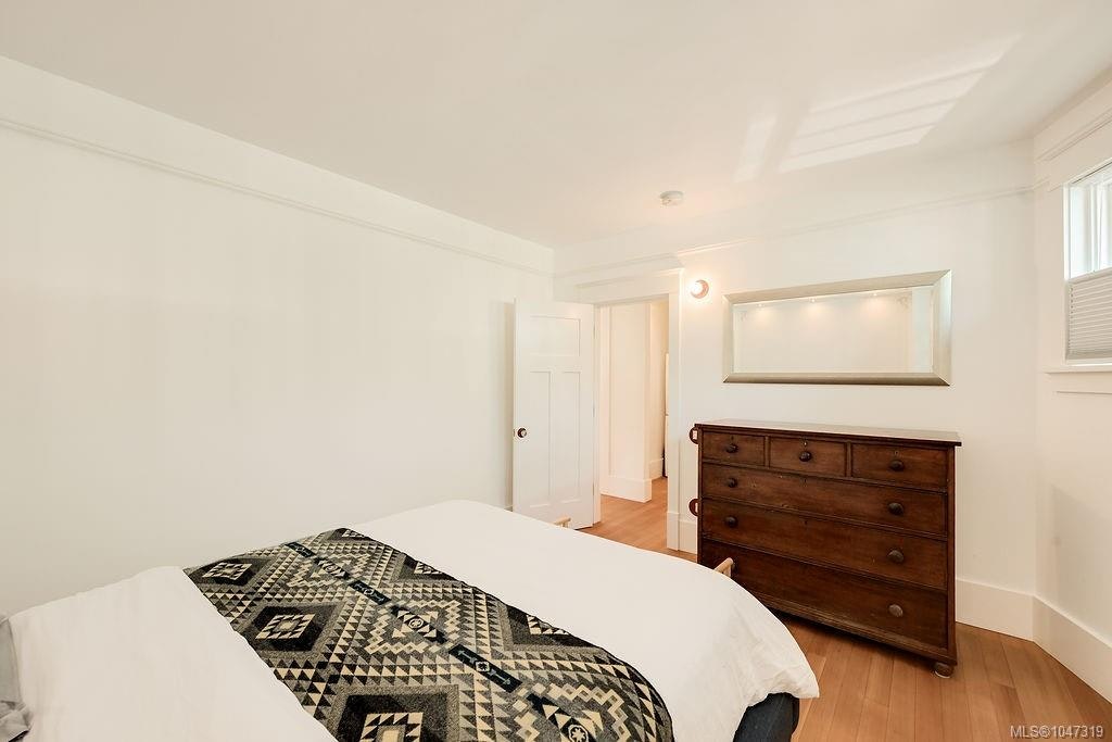 2654 Fernwood Road, Victoria, BC, V8T 3A2 - 35