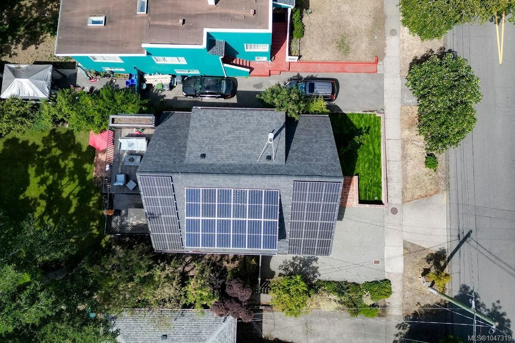 2654 Fernwood Road, Victoria, BC, V8T 3A2 - 74