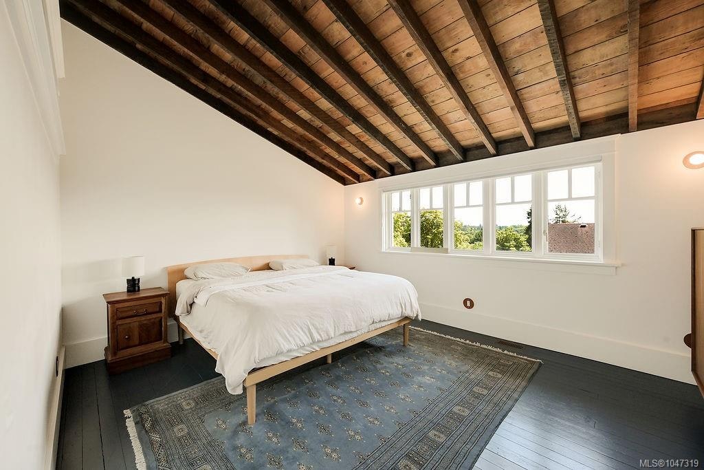 2654 Fernwood Road, Victoria, BC, V8T 3A2 - 48