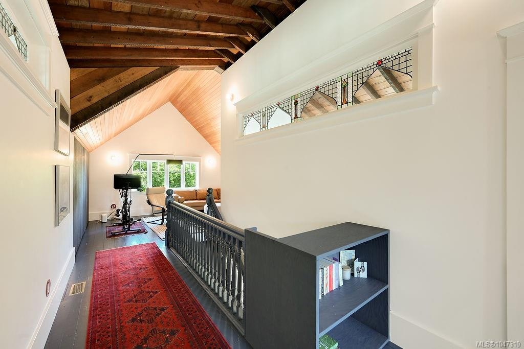 2654 Fernwood Road, Victoria, BC, V8T 3A2 - 47