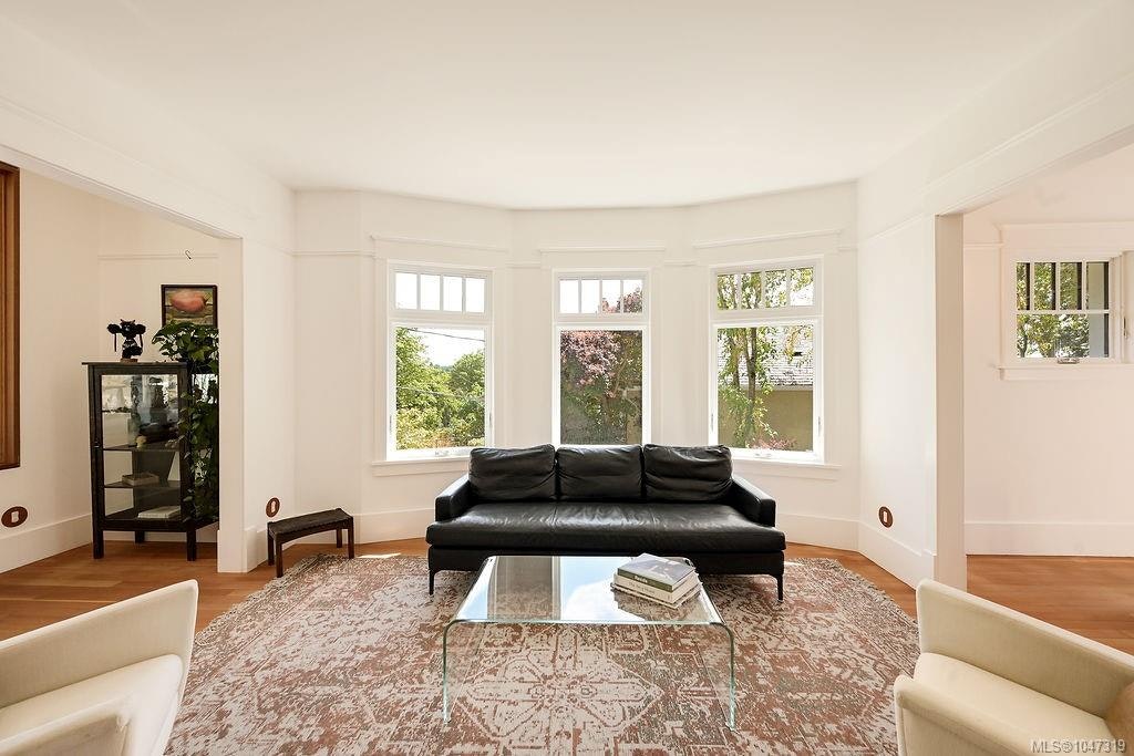 2654 Fernwood Road, Victoria, BC, V8T 3A2 - 15