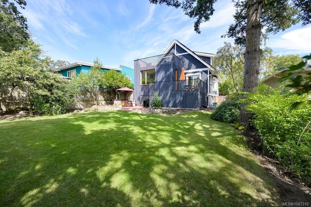 2654 Fernwood Road, Victoria, BC, V8T 3A2 - 63