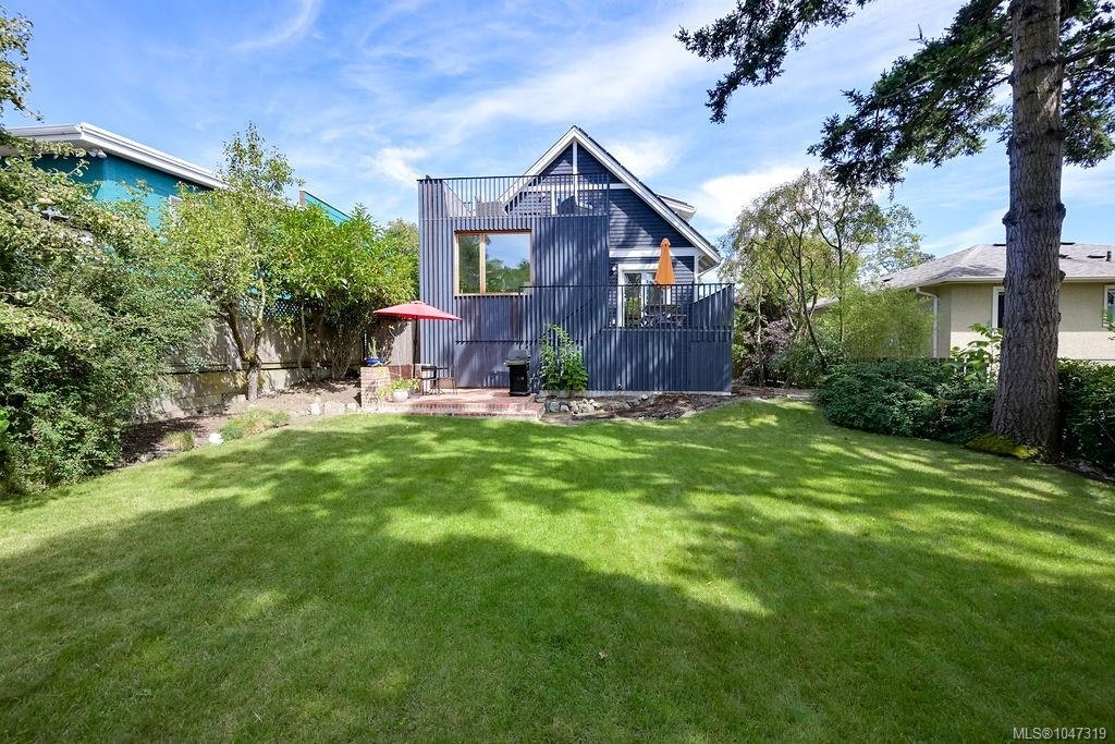 2654 Fernwood Road, Victoria, BC, V8T 3A2 - 64