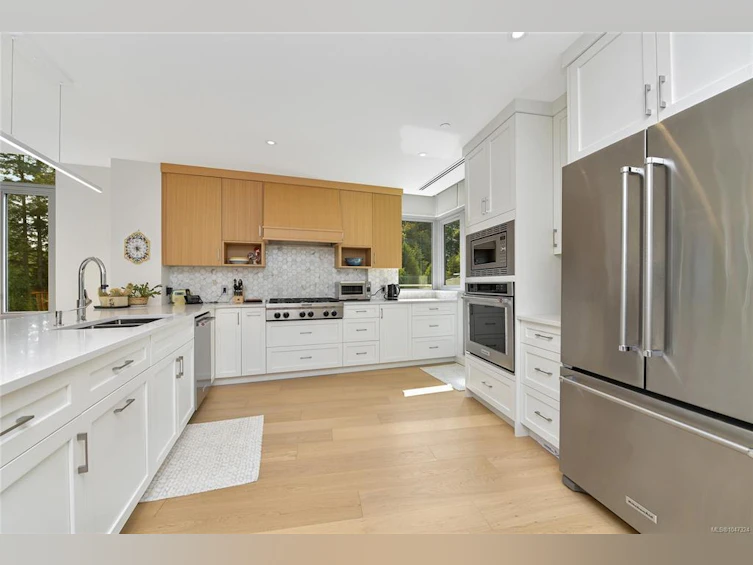 406-5388 Hill Rise Terrace, Saanich, BC, V8Y 3K2 - 12