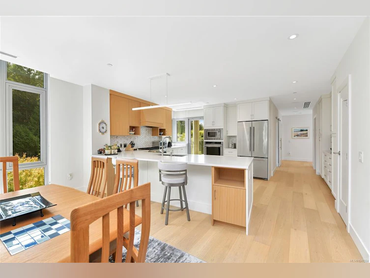406-5388 Hill Rise Terrace, Saanich, BC, V8Y 3K2 - 17