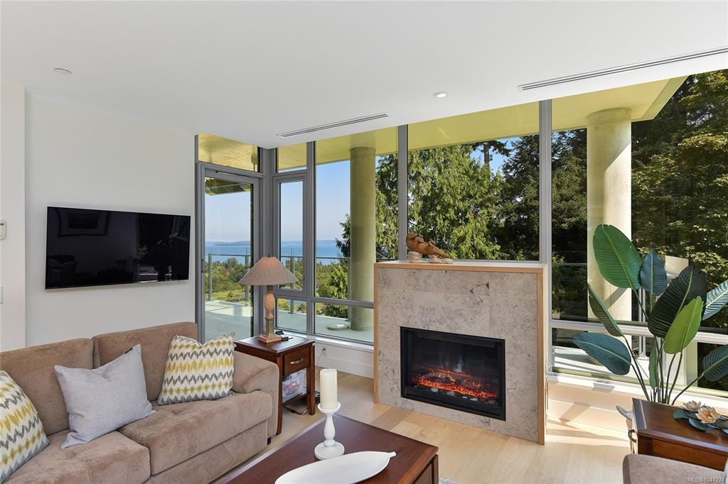 406-5388 Hill Rise Terrace - 2