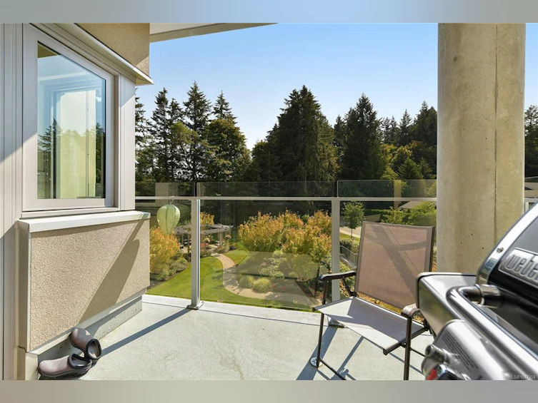 406-5388 Hill Rise Terrace, Saanich, BC, V8Y 3K2 - 20
